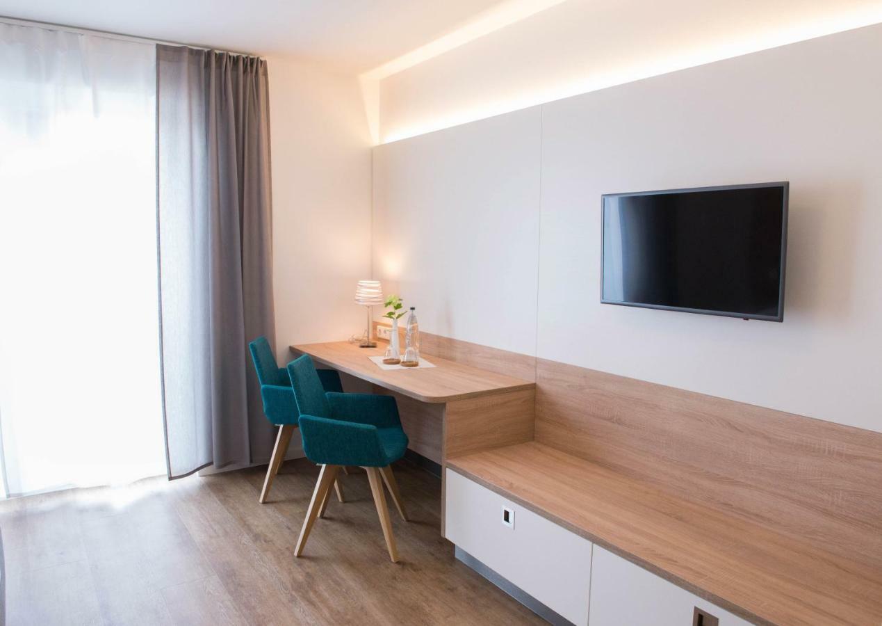 Boardinghouse Am Teuto Aparthotel เลงเกอริค ภายนอก รูปภาพ