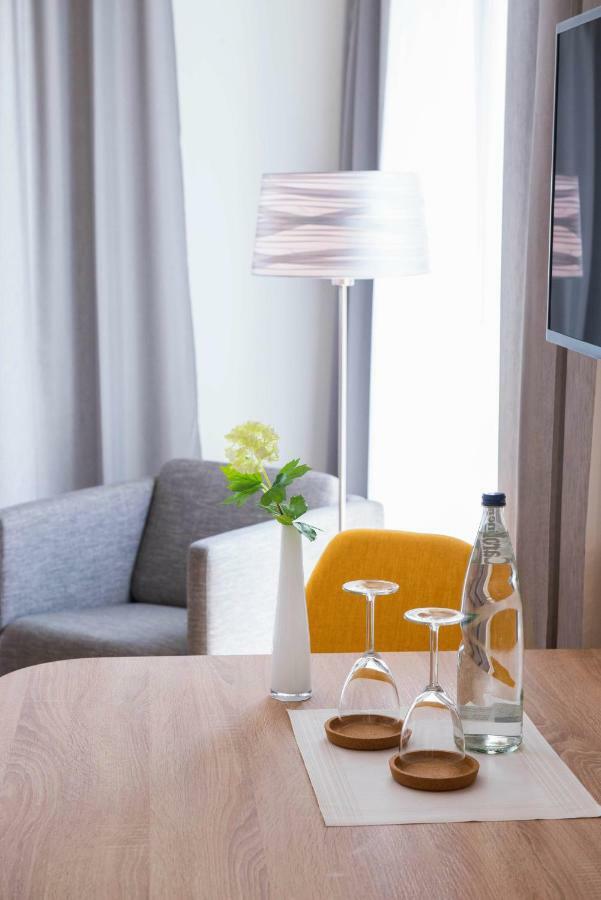Boardinghouse Am Teuto Aparthotel เลงเกอริค ภายนอก รูปภาพ