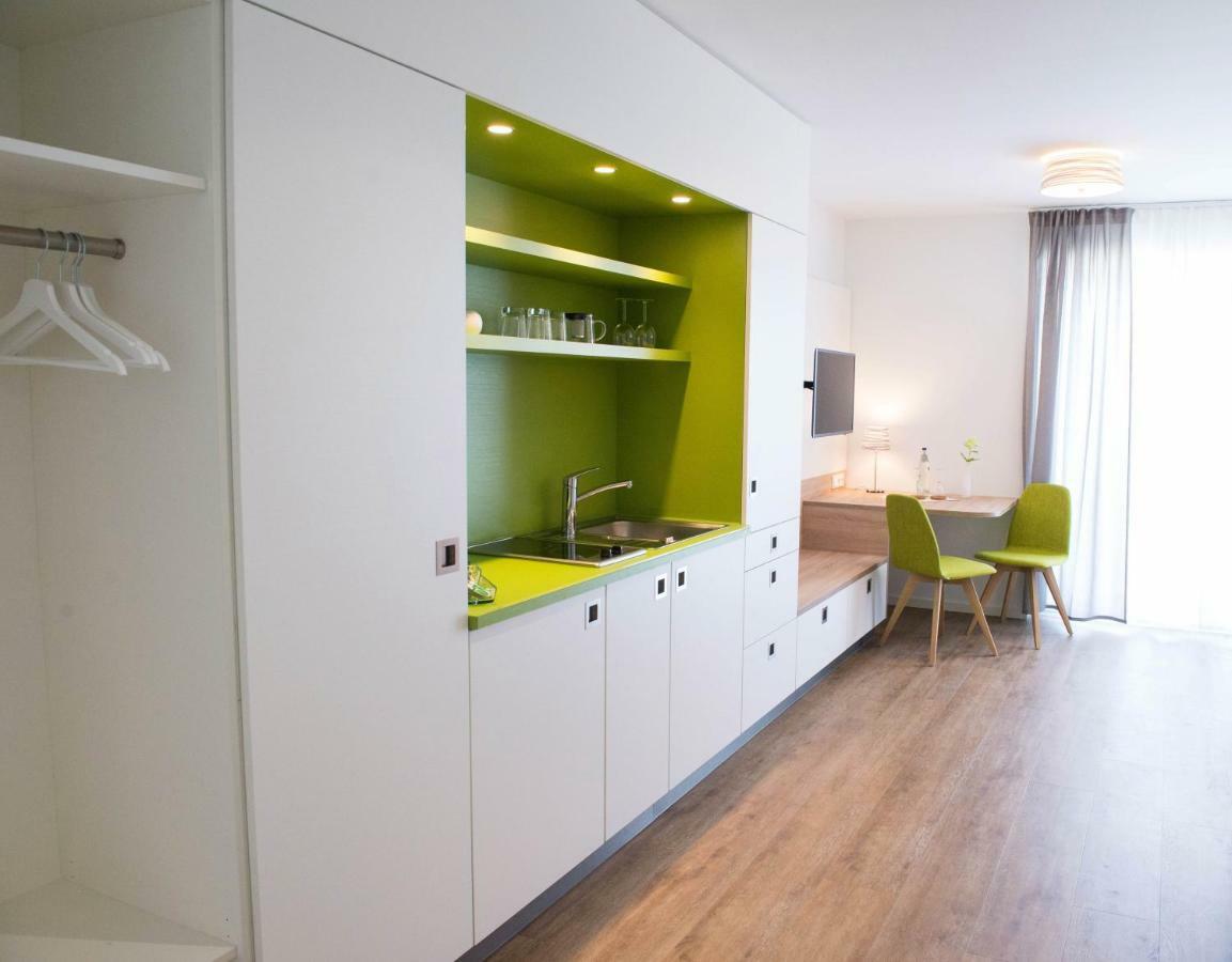 Boardinghouse Am Teuto Aparthotel เลงเกอริค ภายนอก รูปภาพ