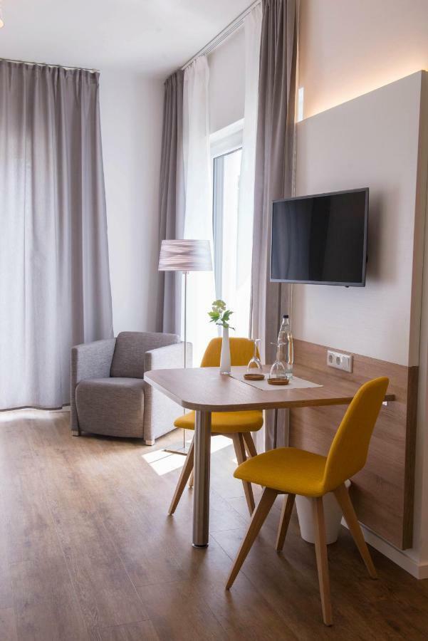 Boardinghouse Am Teuto Aparthotel เลงเกอริค ภายนอก รูปภาพ